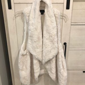 Karen Kane Off White Faux Fur Vest
